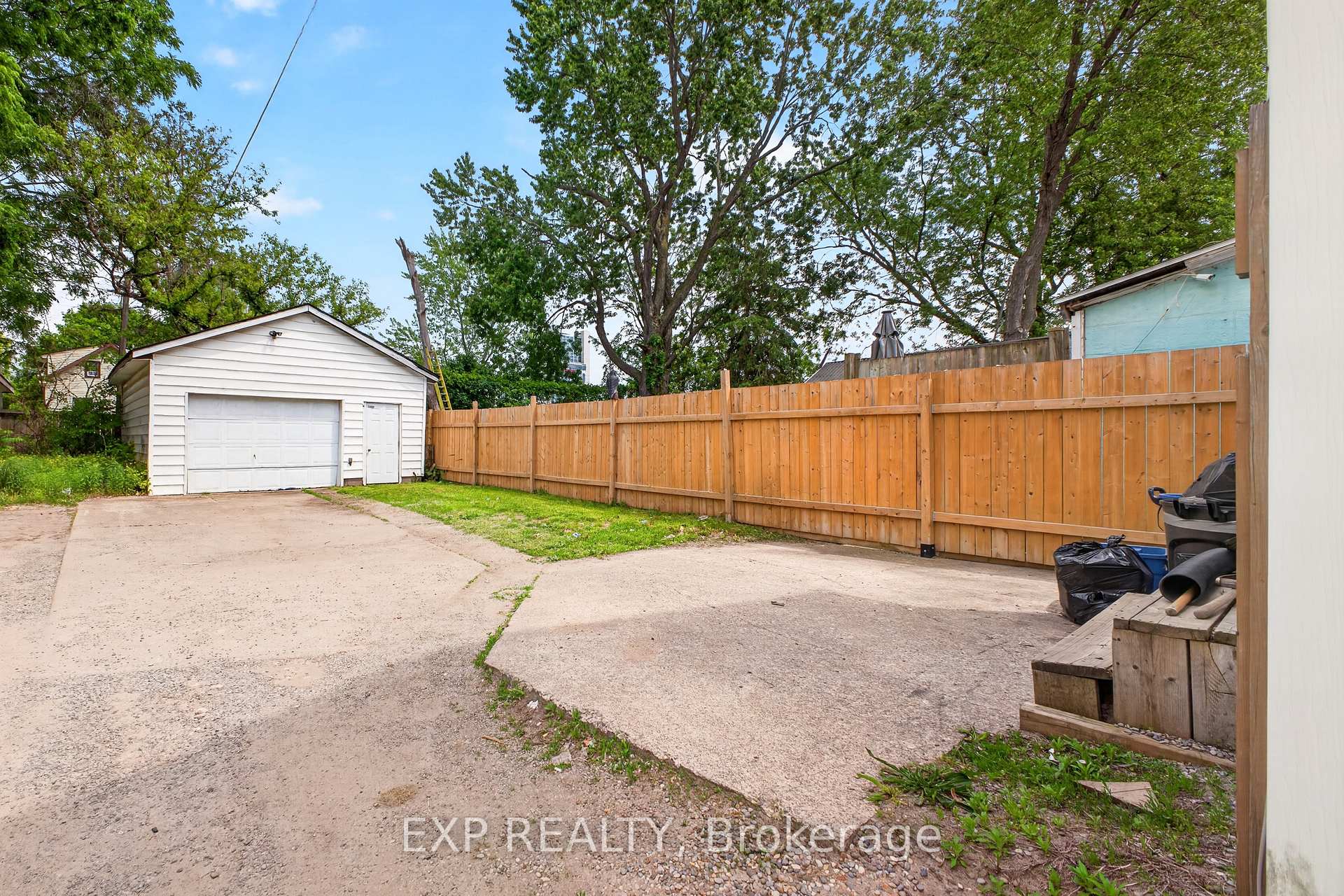 Photo 41 of 6564 Level Avenue, Niagara Falls, Dorchester — HOMEH