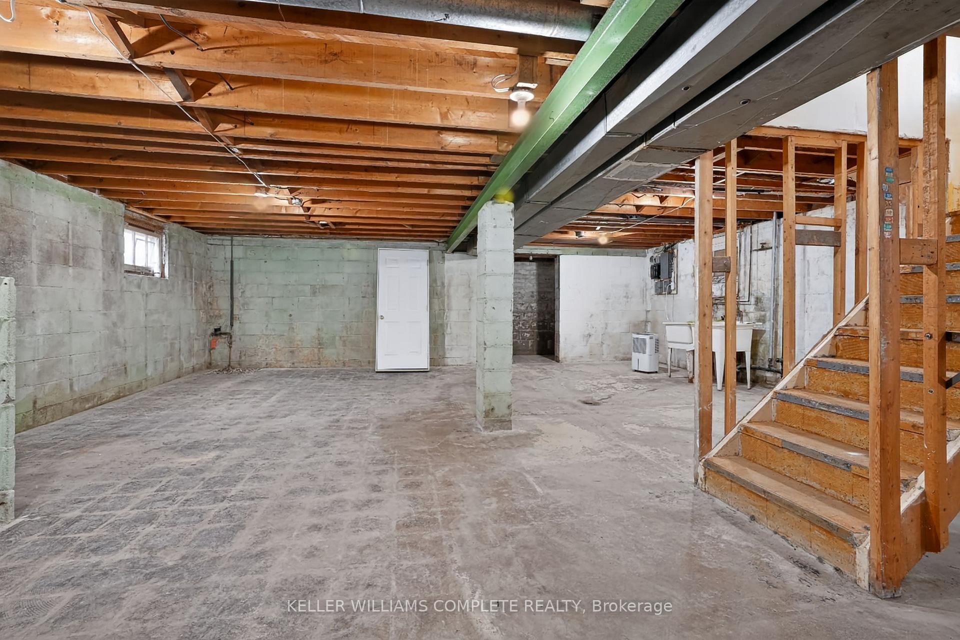 Photo 24 of 6 Seven Oaks Drive, Hamilton, Hill Park — HOMEH