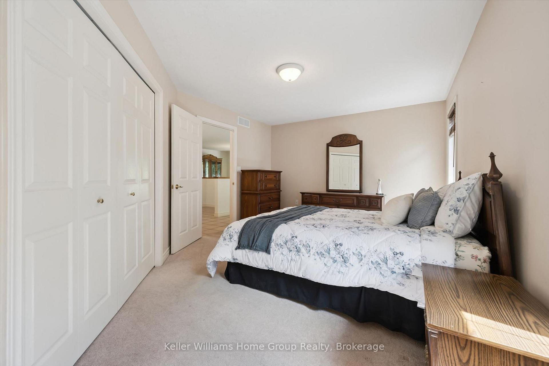 Photo 23 of 6 Parkside Drive, Guelph, Village By The Arboretum — HOMEH