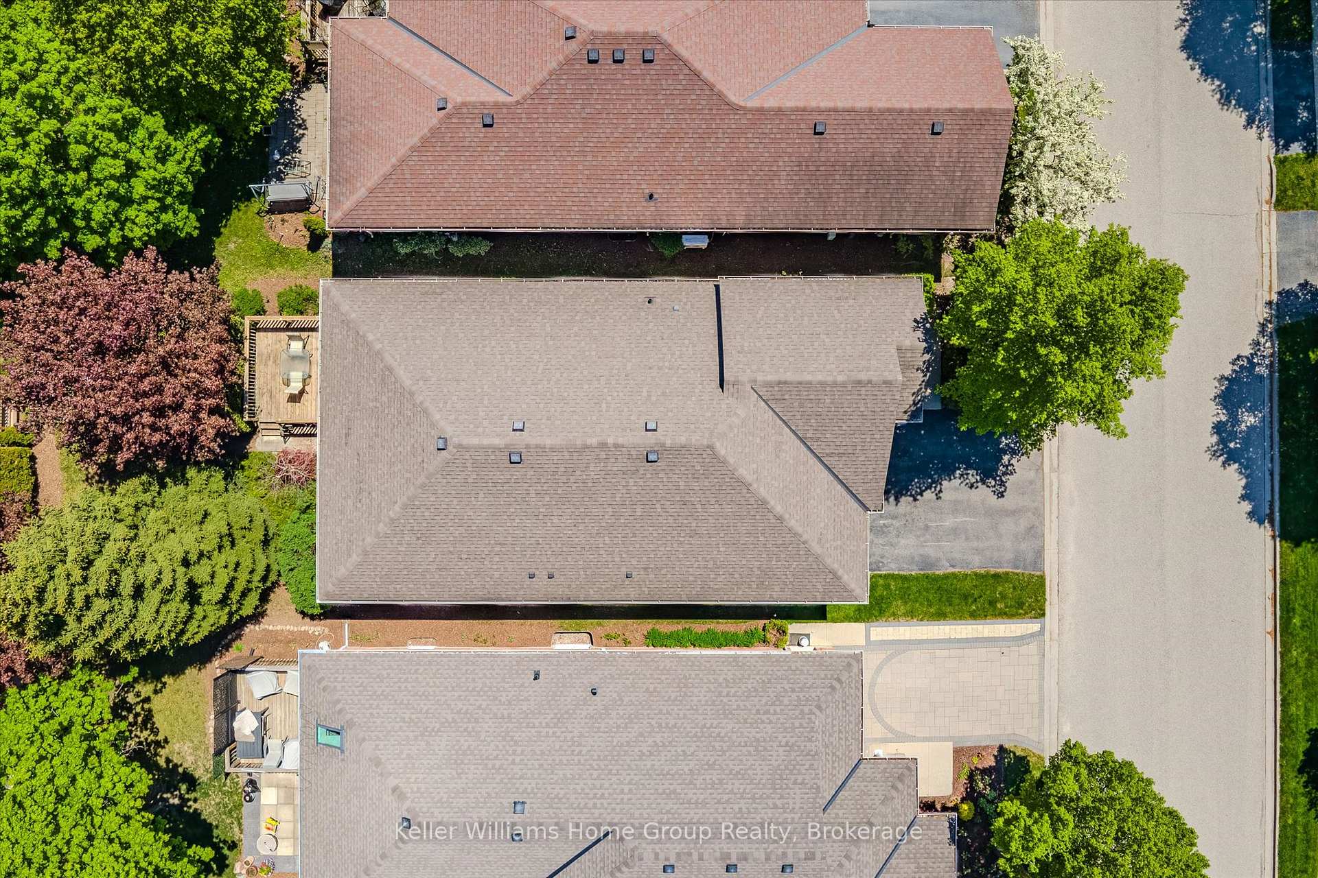 Photo 38 of 6 Parkside Drive, Guelph, Village By The Arboretum — HOMEH