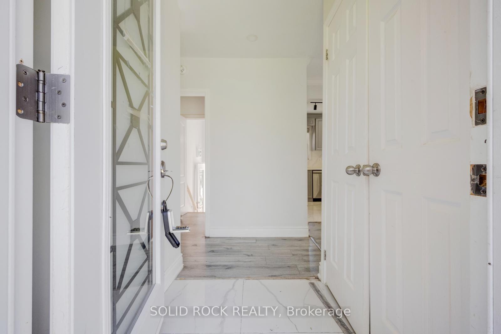 Photo 3 of 47 Brisco Street, Brampton, Brampton North — HOMEH