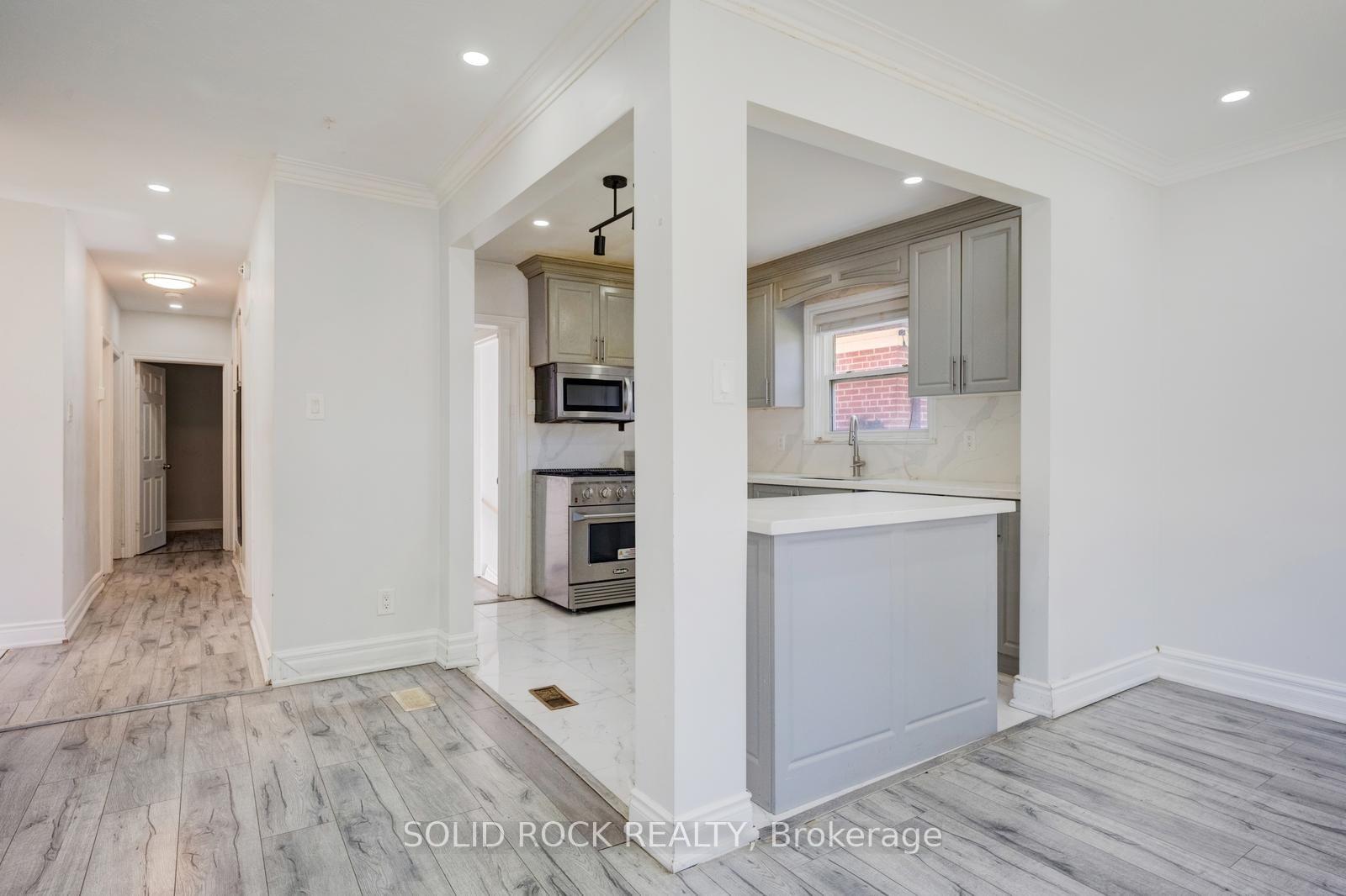 Photo 16 of 47 Brisco Street, Brampton, Brampton North — HOMEH