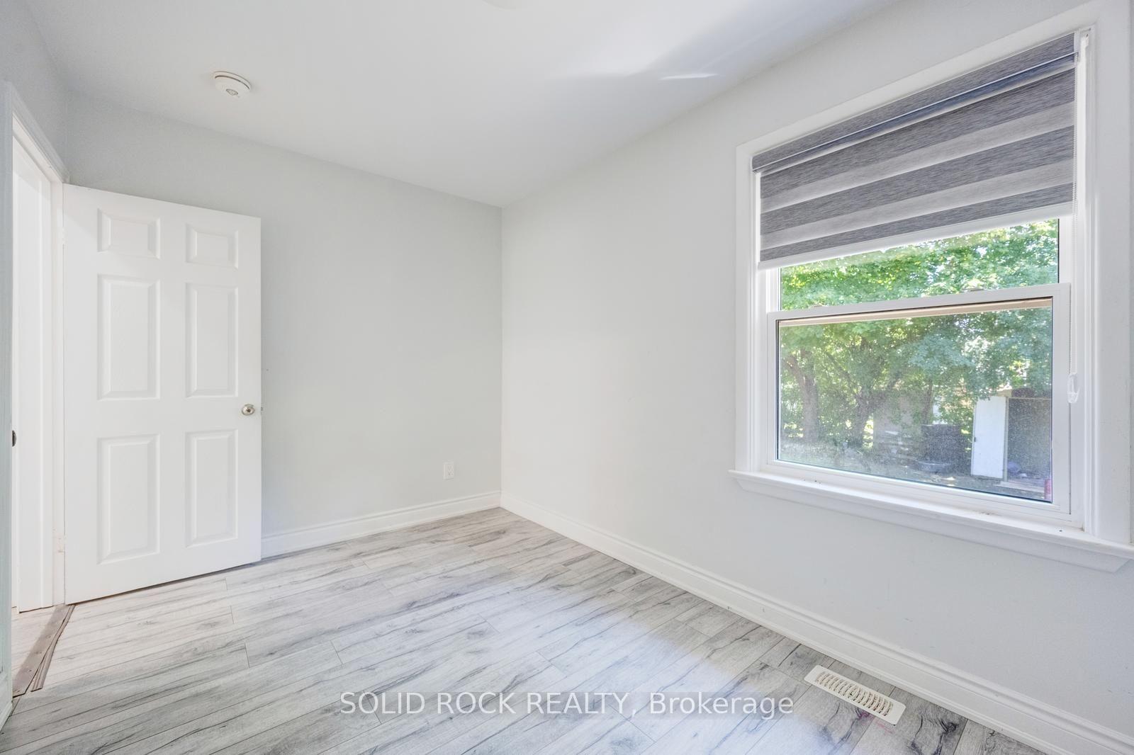 Photo 22 of 47 Brisco Street, Brampton, Brampton North — HOMEH