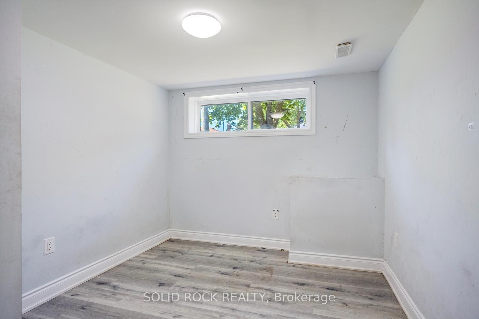 Photo 37 of 47 Brisco Street, Brampton, Brampton North — HOMEH