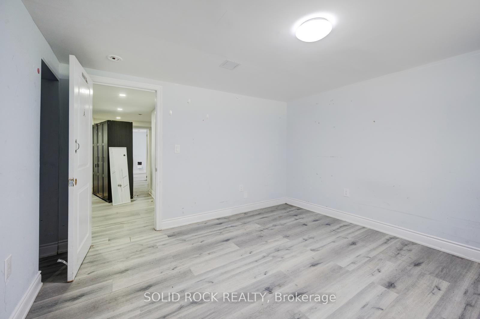 Photo 42 of 47 Brisco Street, Brampton, Brampton North — HOMEH