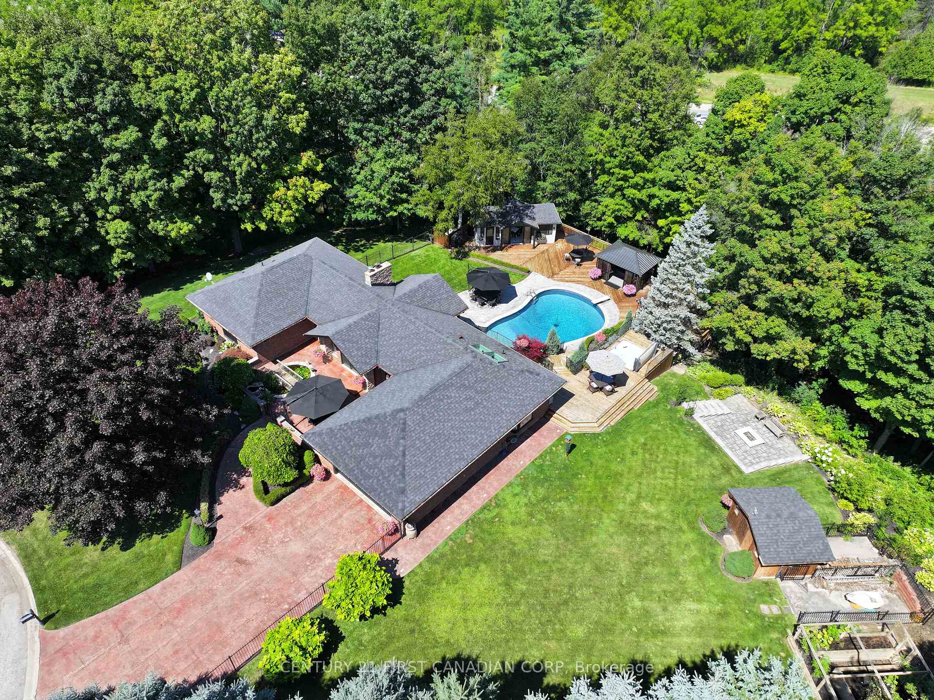 Photo 9 of 2314 Lime Kiln Drive, London, South B — HOMEH