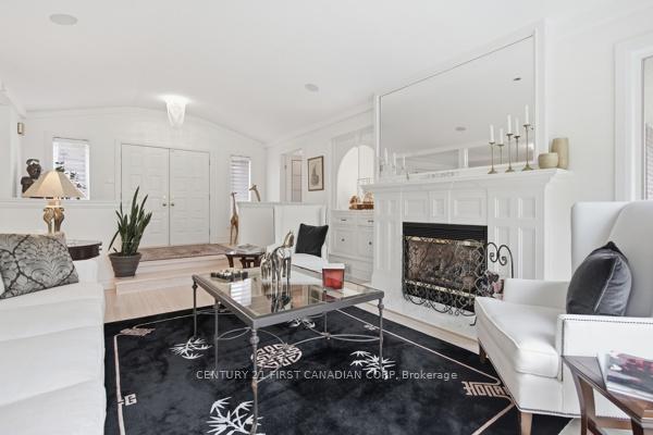 Photo 11 of 2314 Lime Kiln Drive, London, South B — HOMEH
