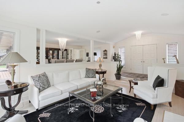 Photo 14 of 2314 Lime Kiln Drive, London, South B — HOMEH