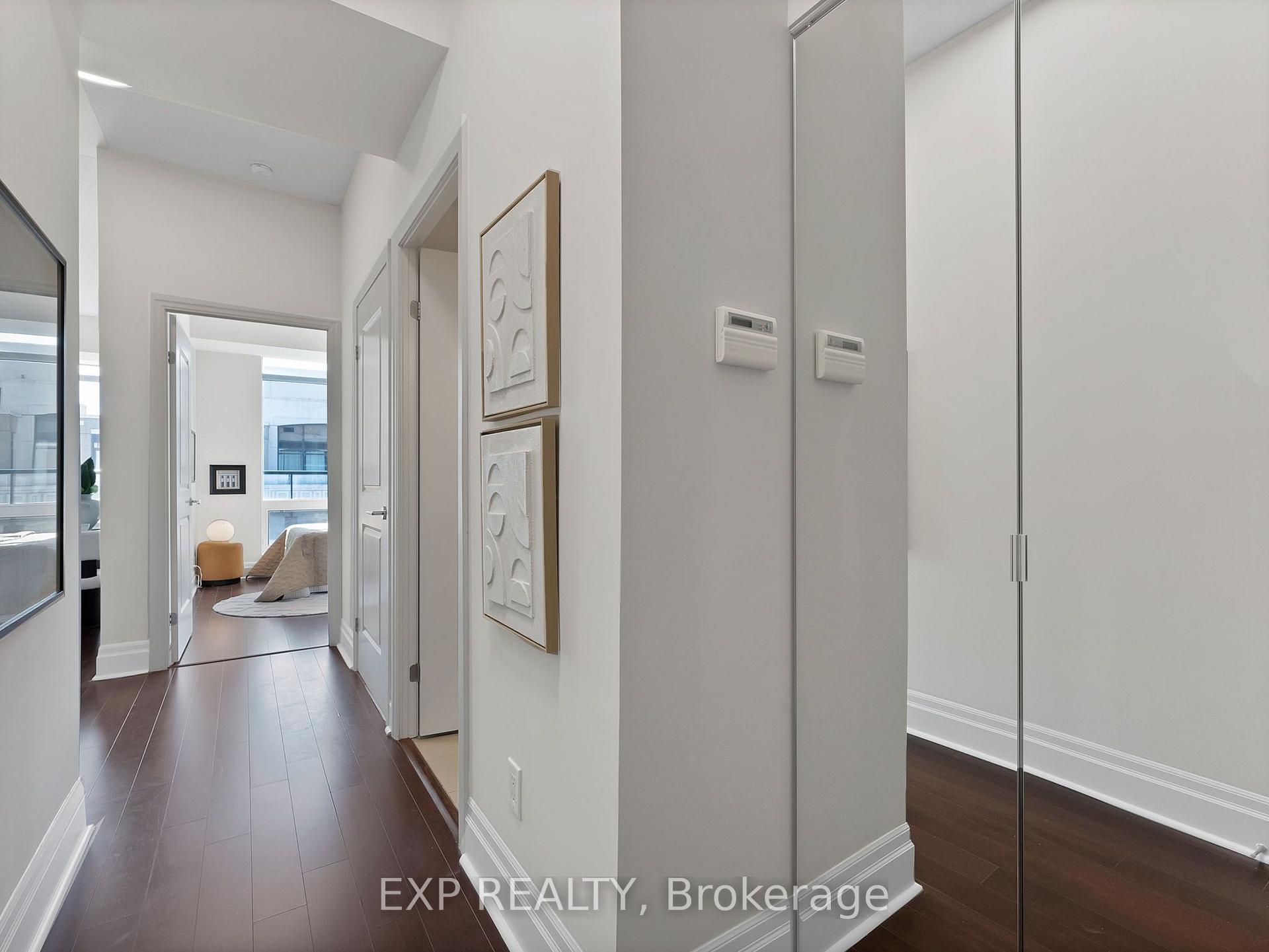 Photo 2 of Unit 1004, 131 Upper Duke Crescent, Markham, Unionville — HOMEH
