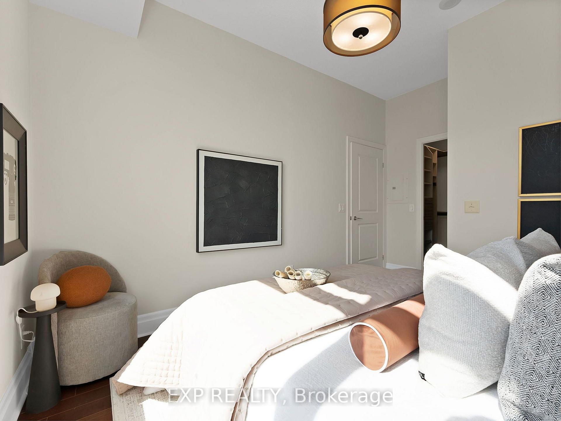 Photo 15 of Unit 1004, 131 Upper Duke Crescent, Markham, Unionville — HOMEH