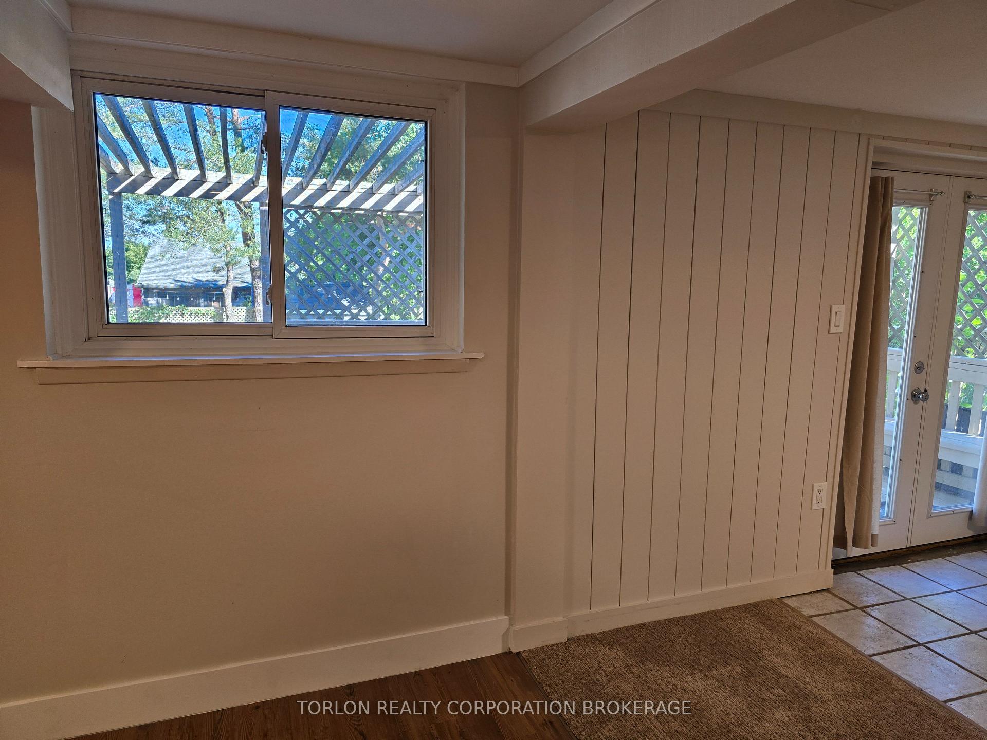 Photo 18 of Unit Basement, 33 Browning Trail, Barrie, Letitia Heights — HOMEH