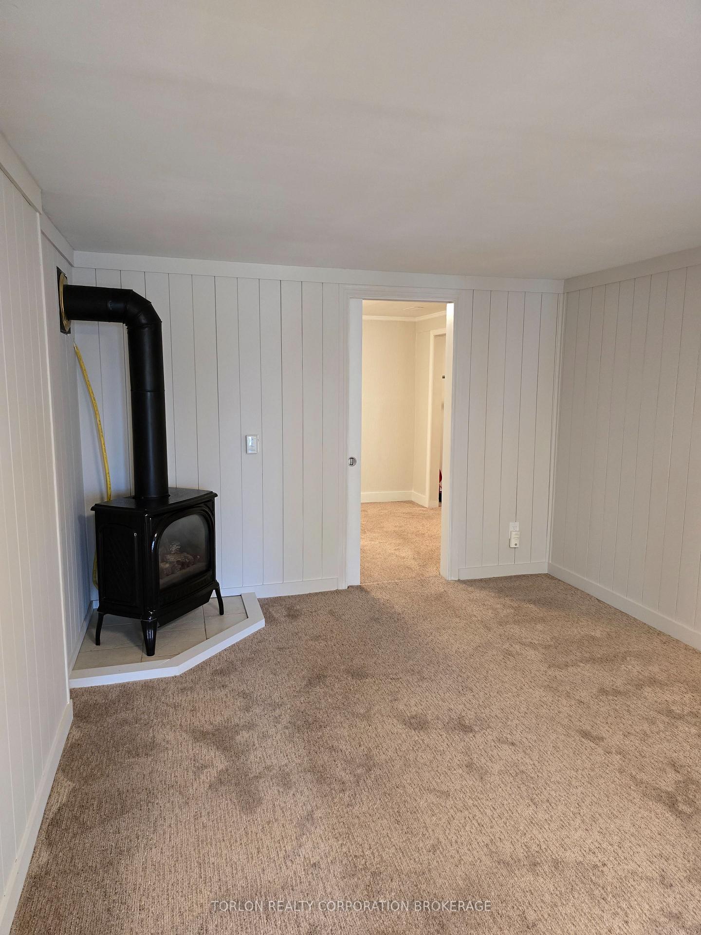 Photo 19 of Unit Basement, 33 Browning Trail, Barrie, Letitia Heights — HOMEH