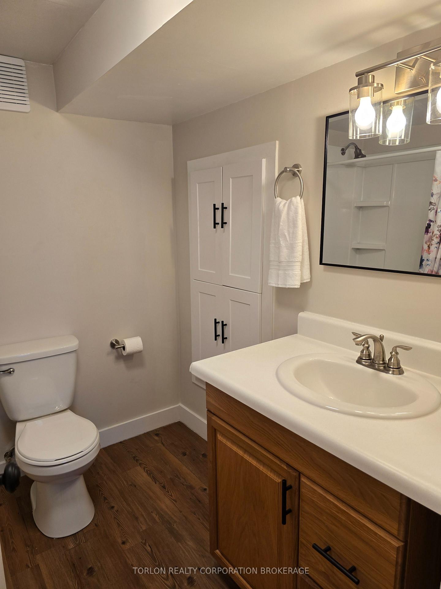 Photo 24 of Unit Basement, 33 Browning Trail, Barrie, Letitia Heights — HOMEH