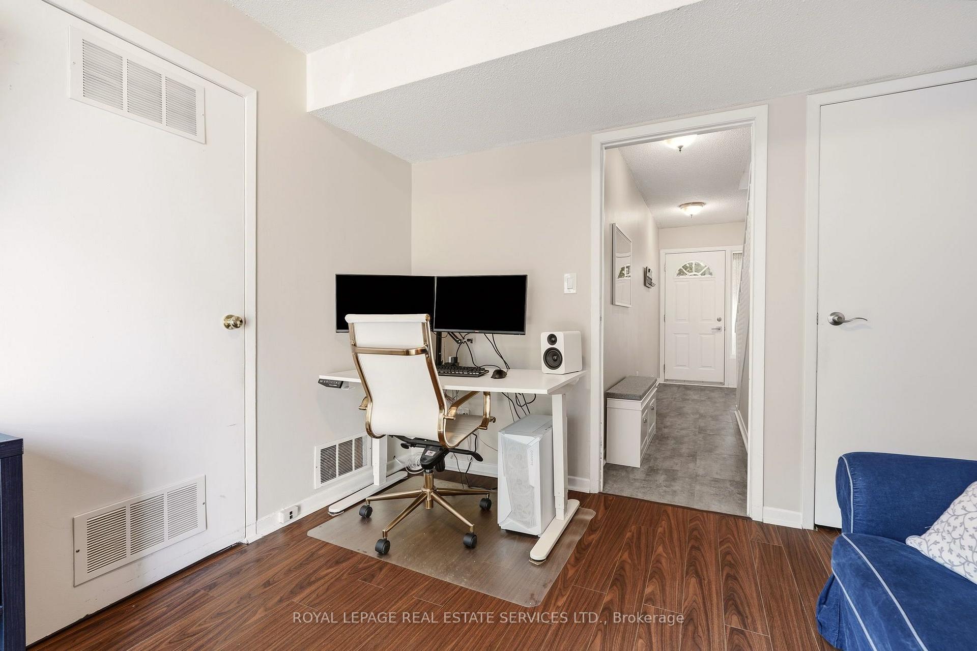 Photo 10 of Unit 146, 2440 Bromsgrove Road, Mississauga, Clarkson — HOMEH
