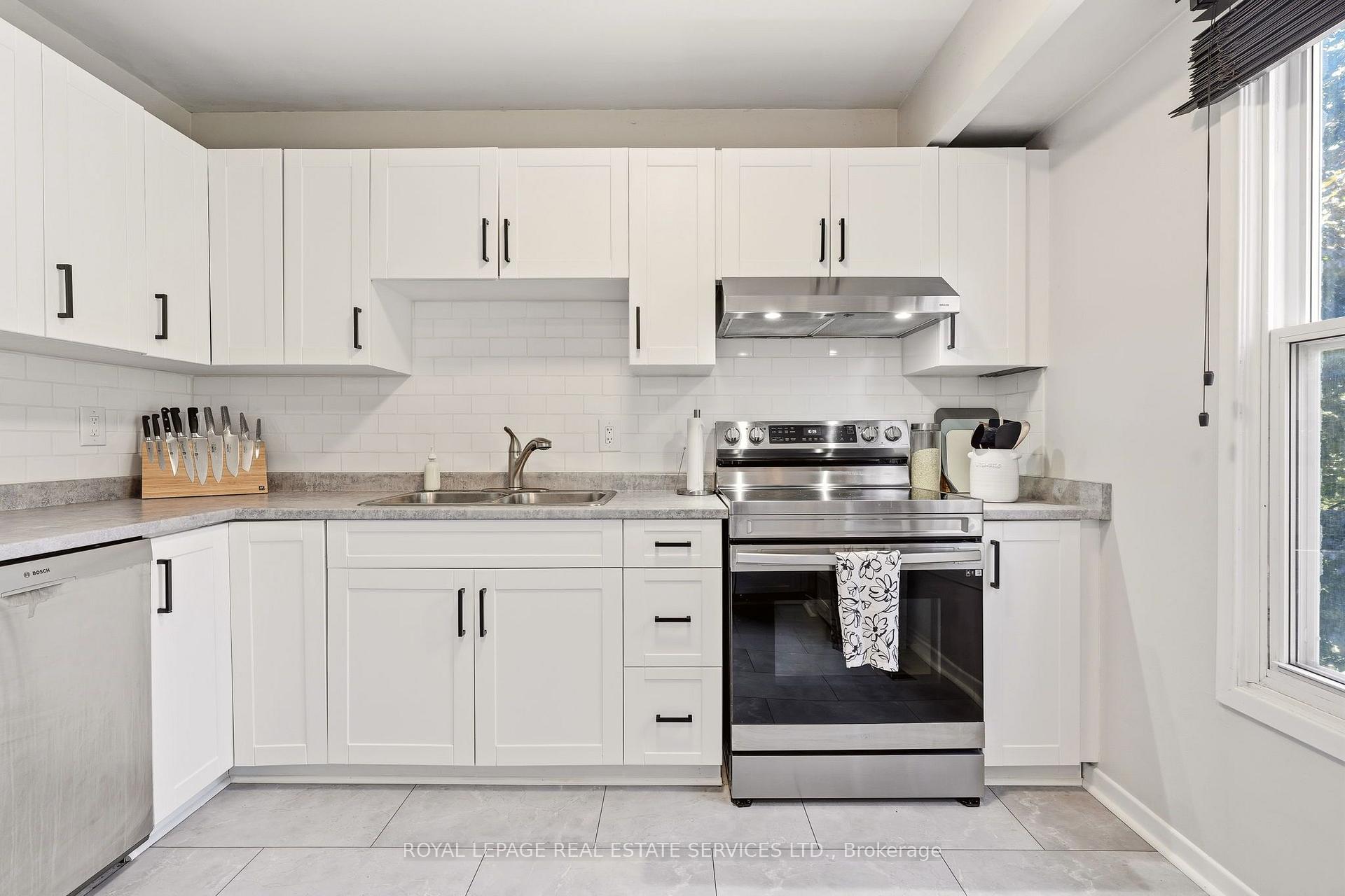 Photo 14 of Unit 146, 2440 Bromsgrove Road, Mississauga, Clarkson — HOMEH