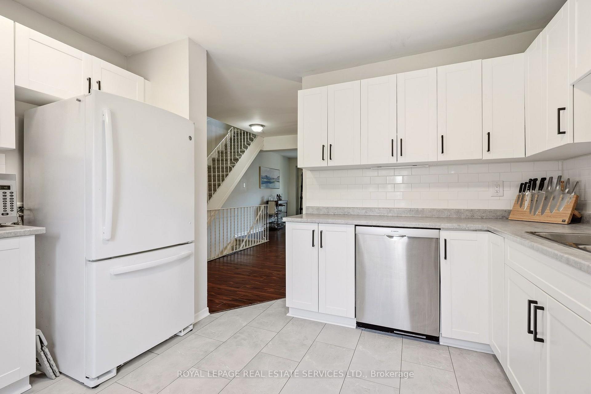 Photo 15 of Unit 146, 2440 Bromsgrove Road, Mississauga, Clarkson — HOMEH