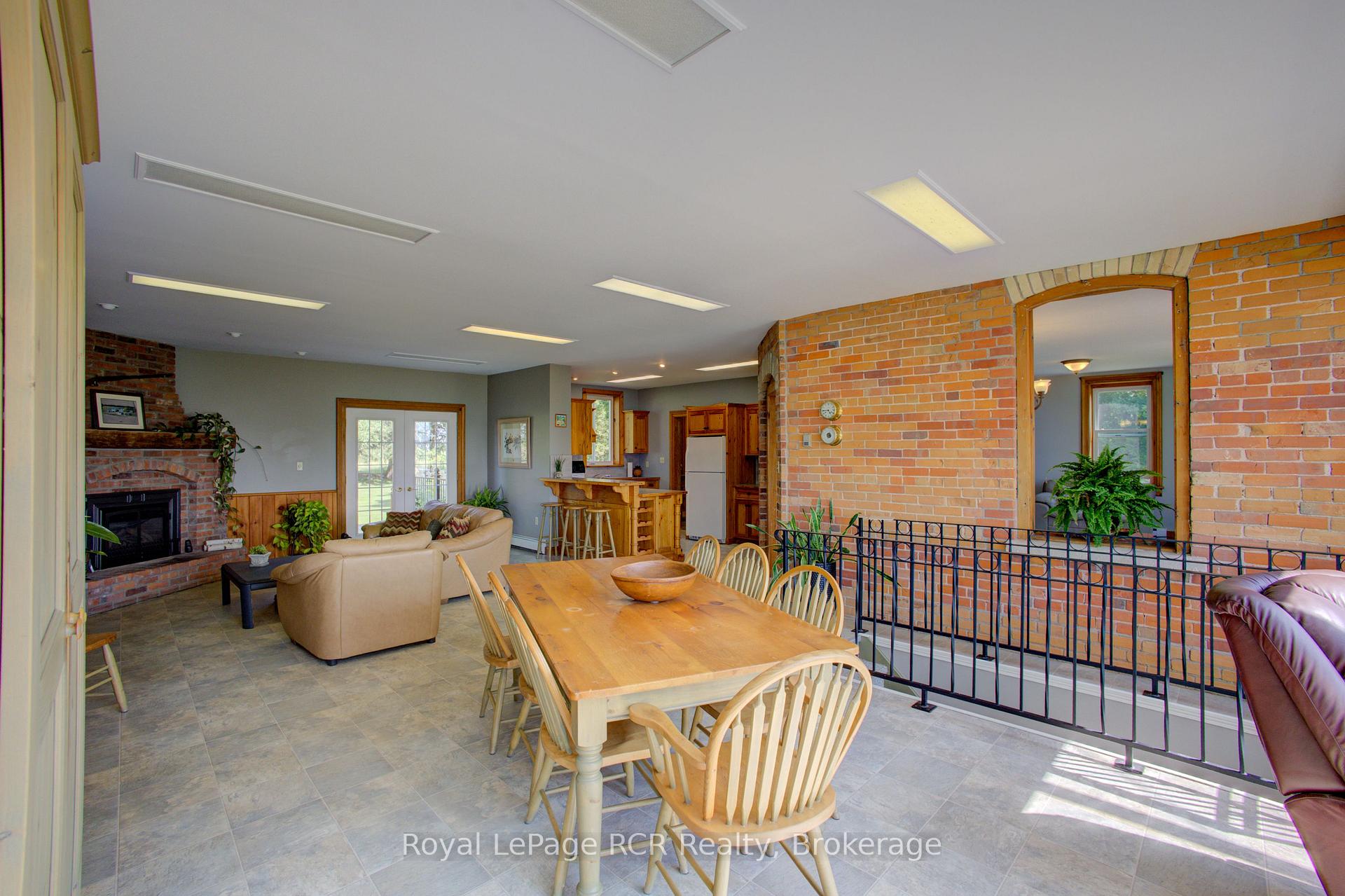 Photo 15 of 7120 Sixth Line, Centre Wellington, Rural Centre Wellington East — HOMEH