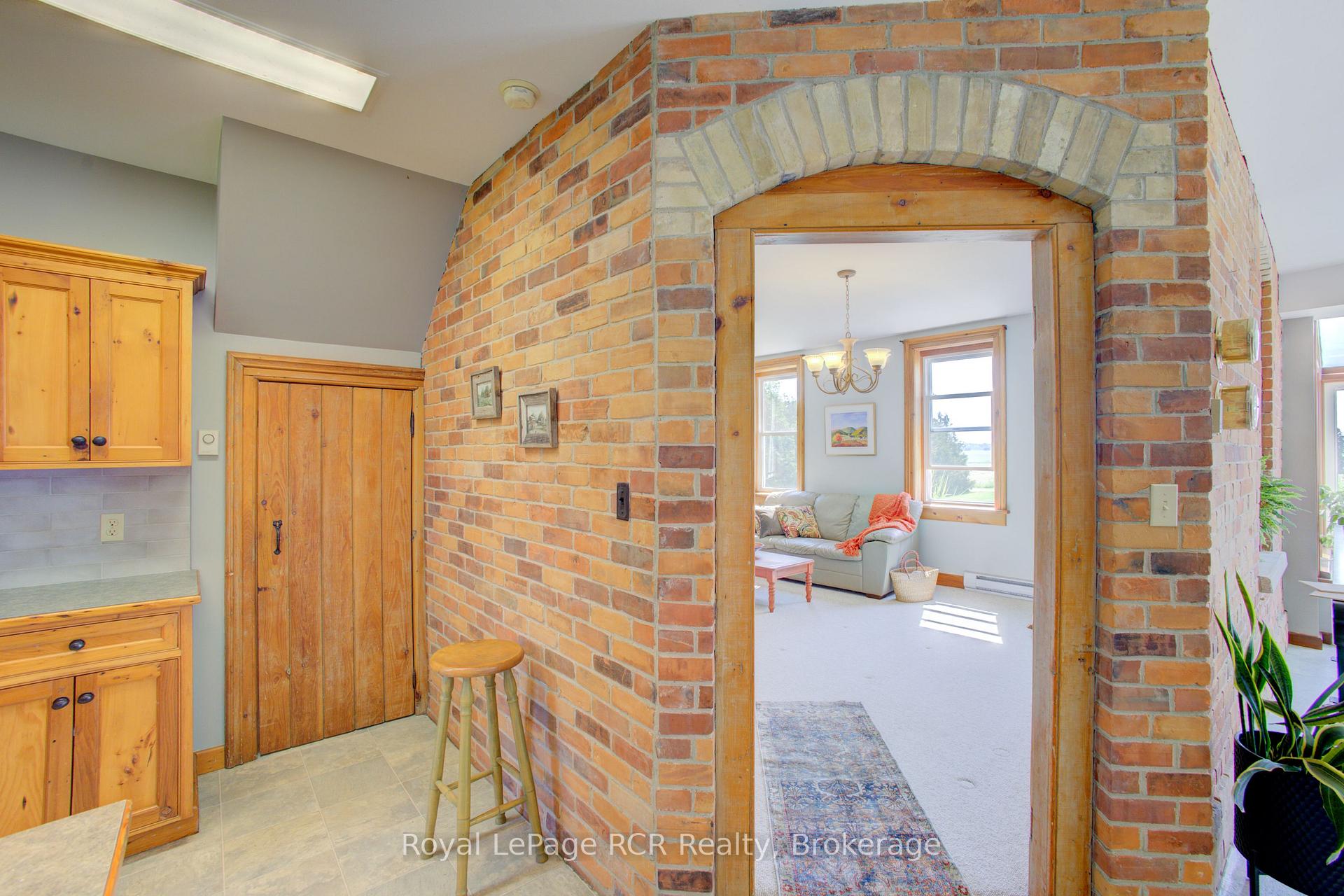 Photo 20 of 7120 Sixth Line, Centre Wellington, Rural Centre Wellington East — HOMEH