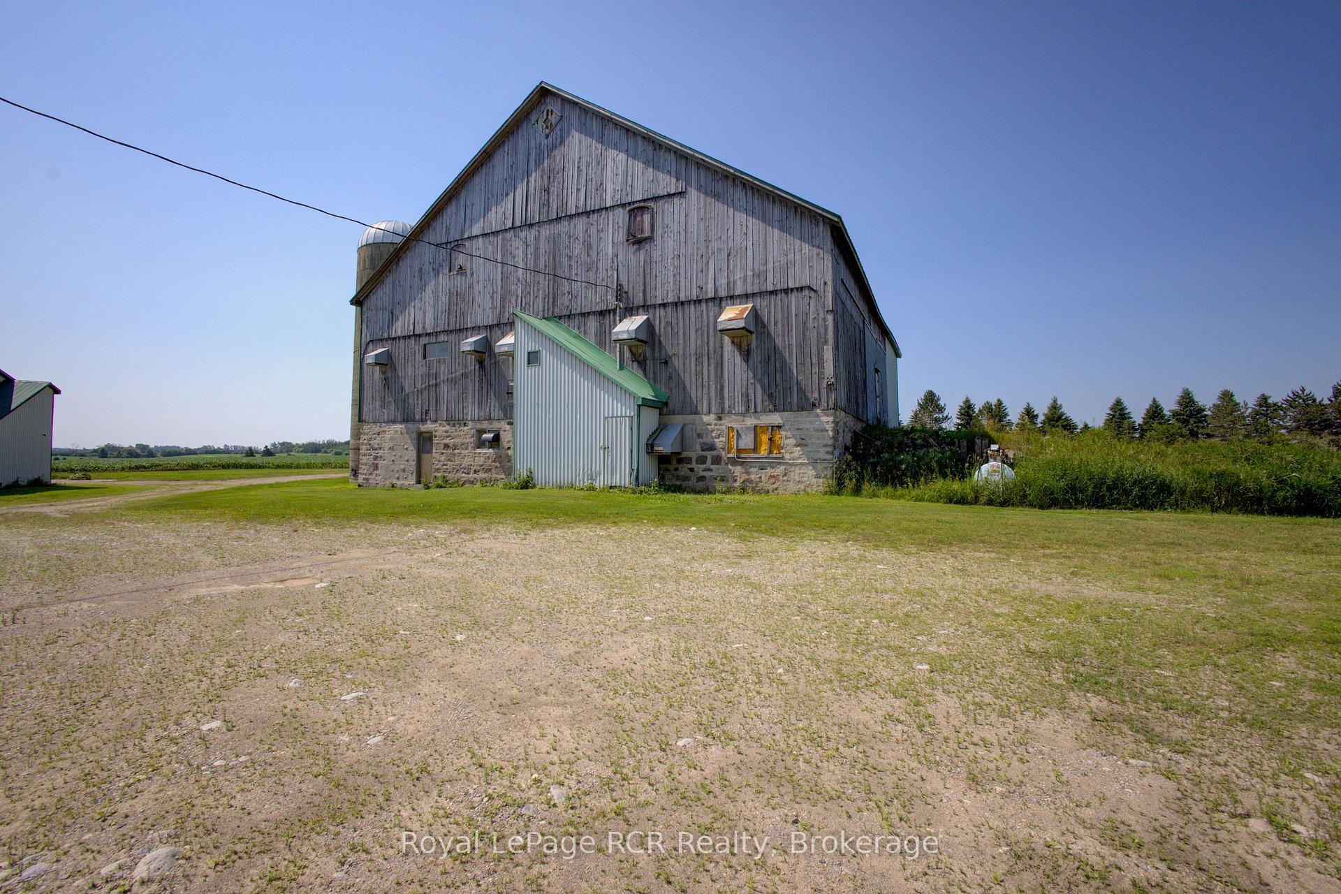 Photo 35 of 7120 Sixth Line, Centre Wellington, Rural Centre Wellington East — HOMEH
