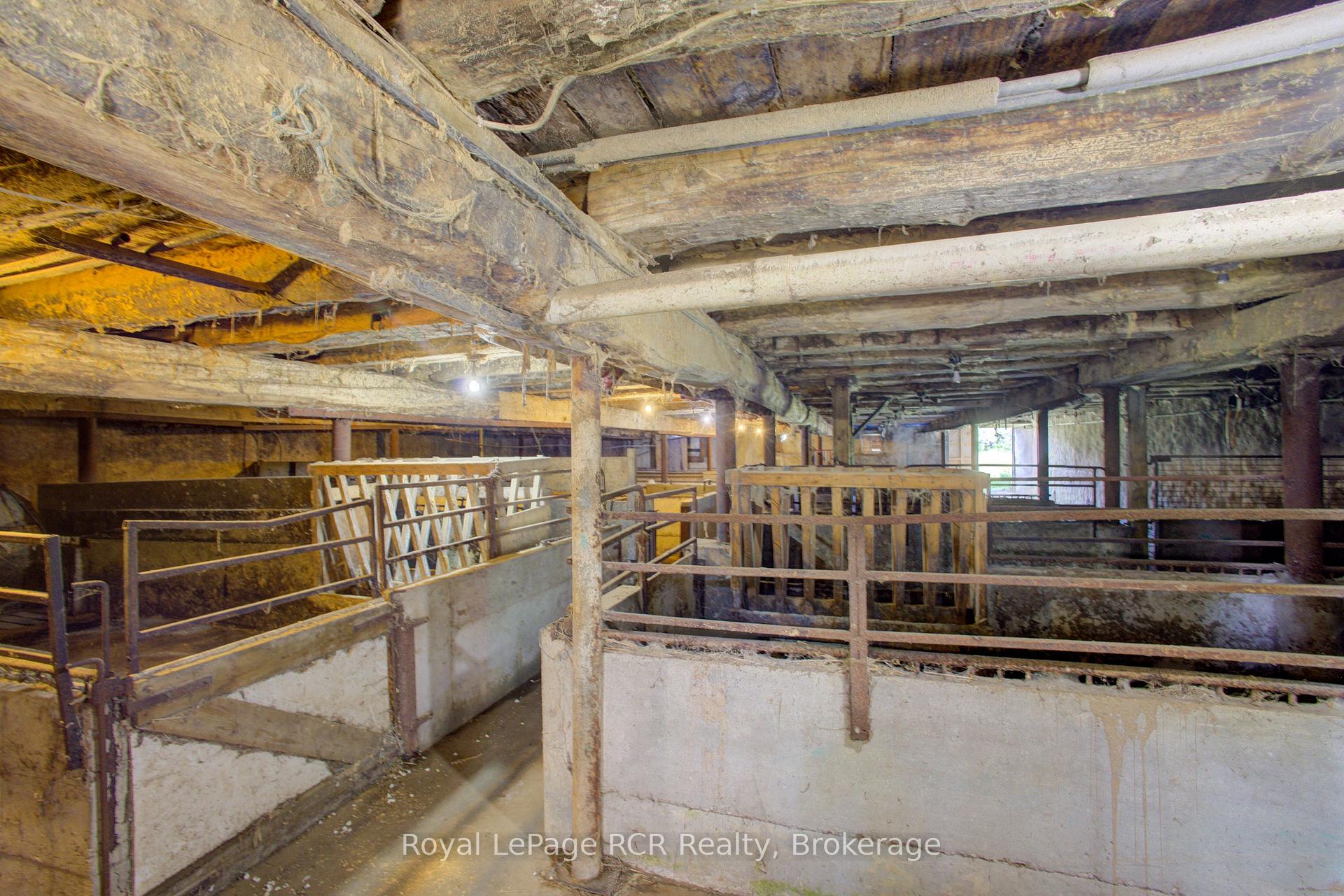 Photo 36 of 7120 Sixth Line, Centre Wellington, Rural Centre Wellington East — HOMEH