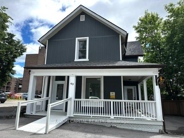 Front of 40 Albert Street N