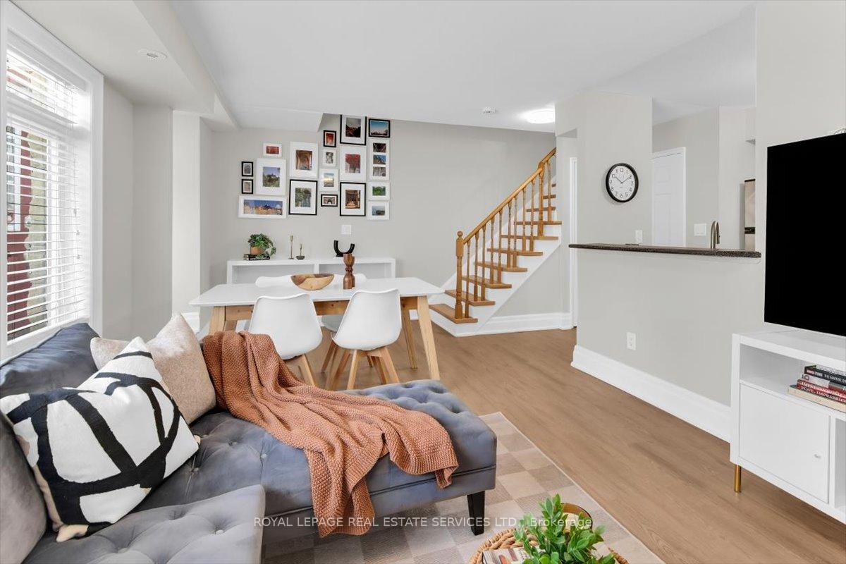 Photo 8 of Unit 36, 30 Turntable Crescent, Toronto, Dovercourt-Wallace Emerson-Junction — HOMEH