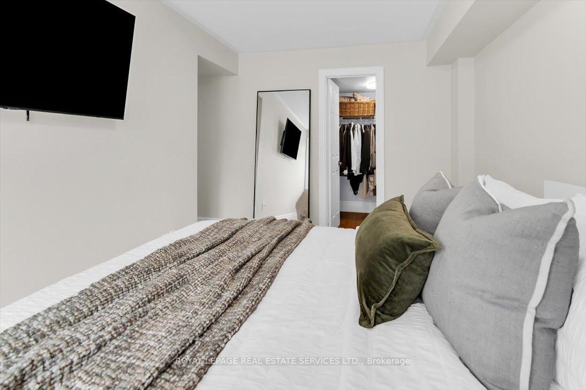 Photo 17 of Unit 36, 30 Turntable Crescent, Toronto, Dovercourt-Wallace Emerson-Junction — HOMEH