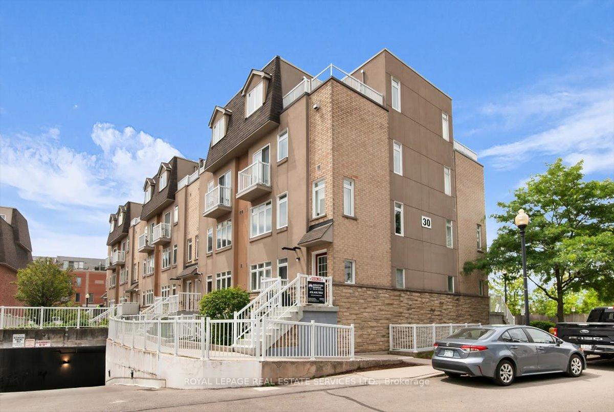 Photo 24 of Unit 36, 30 Turntable Crescent, Toronto, Dovercourt-Wallace Emerson-Junction — HOMEH