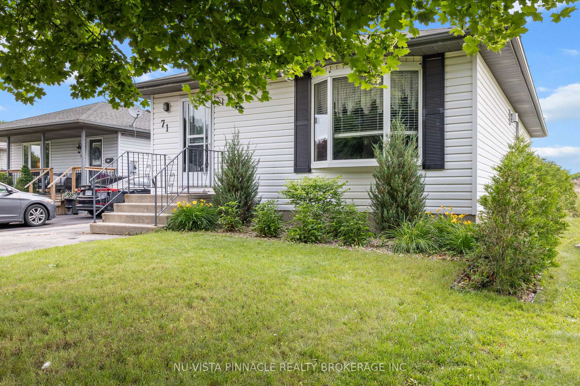 Photo 4 of 71 Melanie Drive, Aylmer — HOMEH