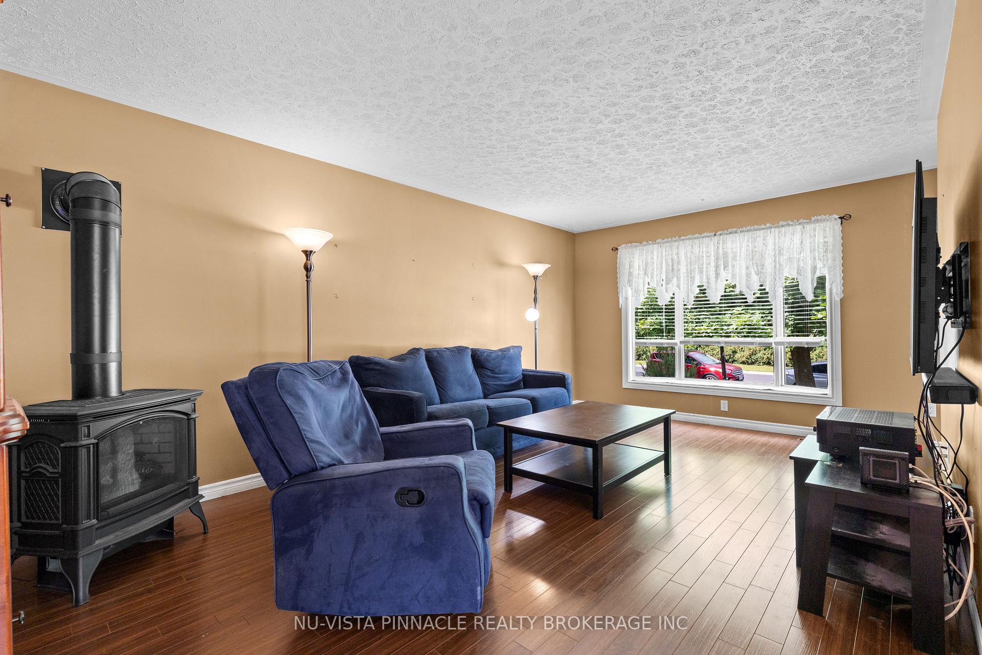 Photo 8 of 71 Melanie Drive, Aylmer — HOMEH