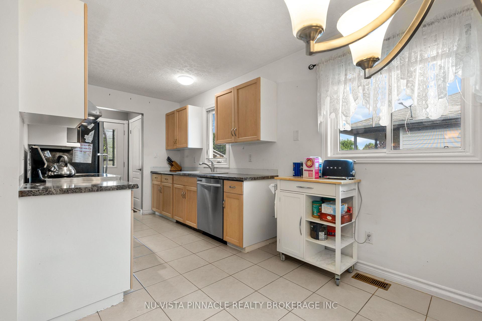 Photo 13 of 71 Melanie Drive, Aylmer — HOMEH