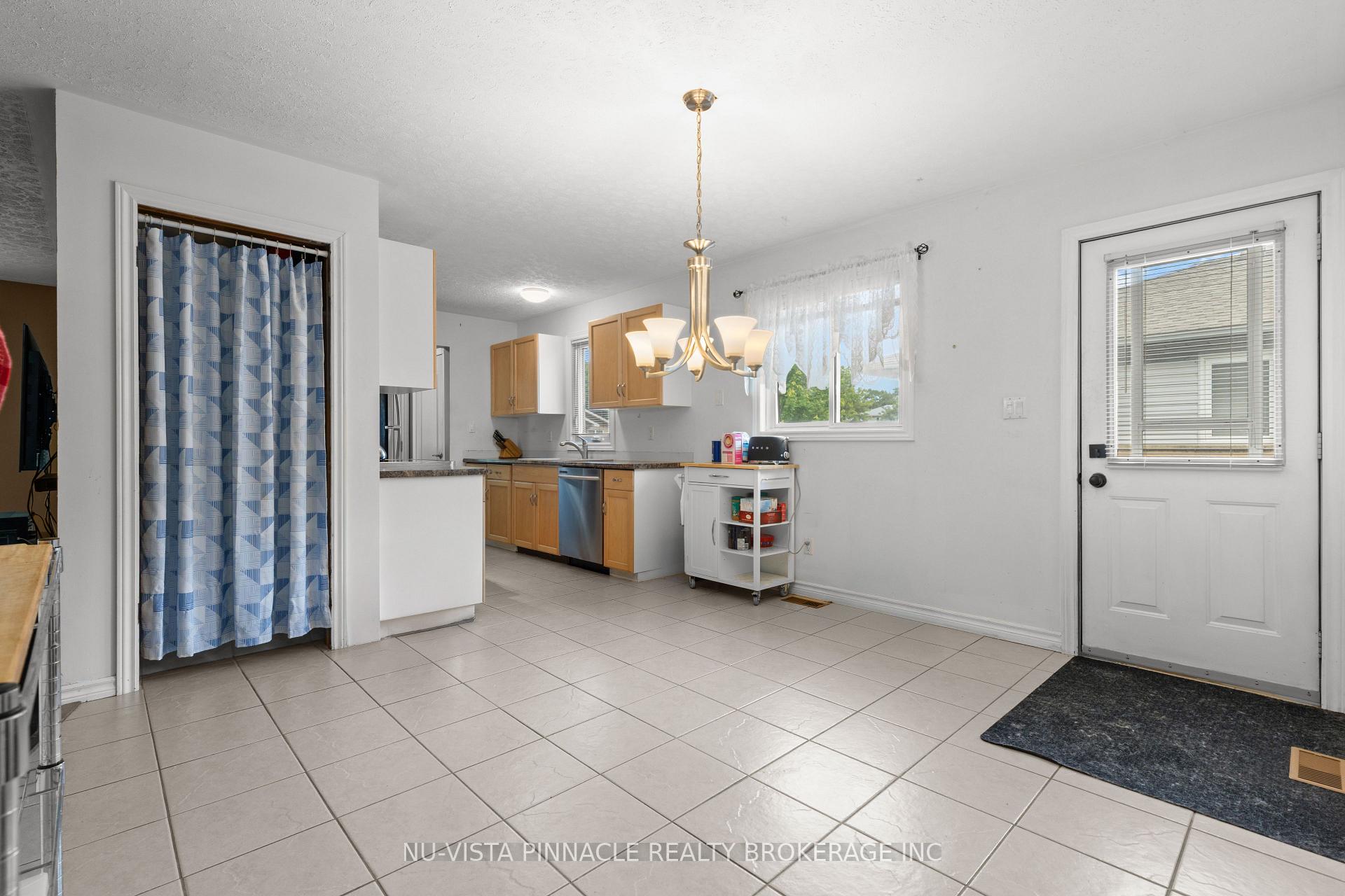Photo 14 of 71 Melanie Drive, Aylmer — HOMEH