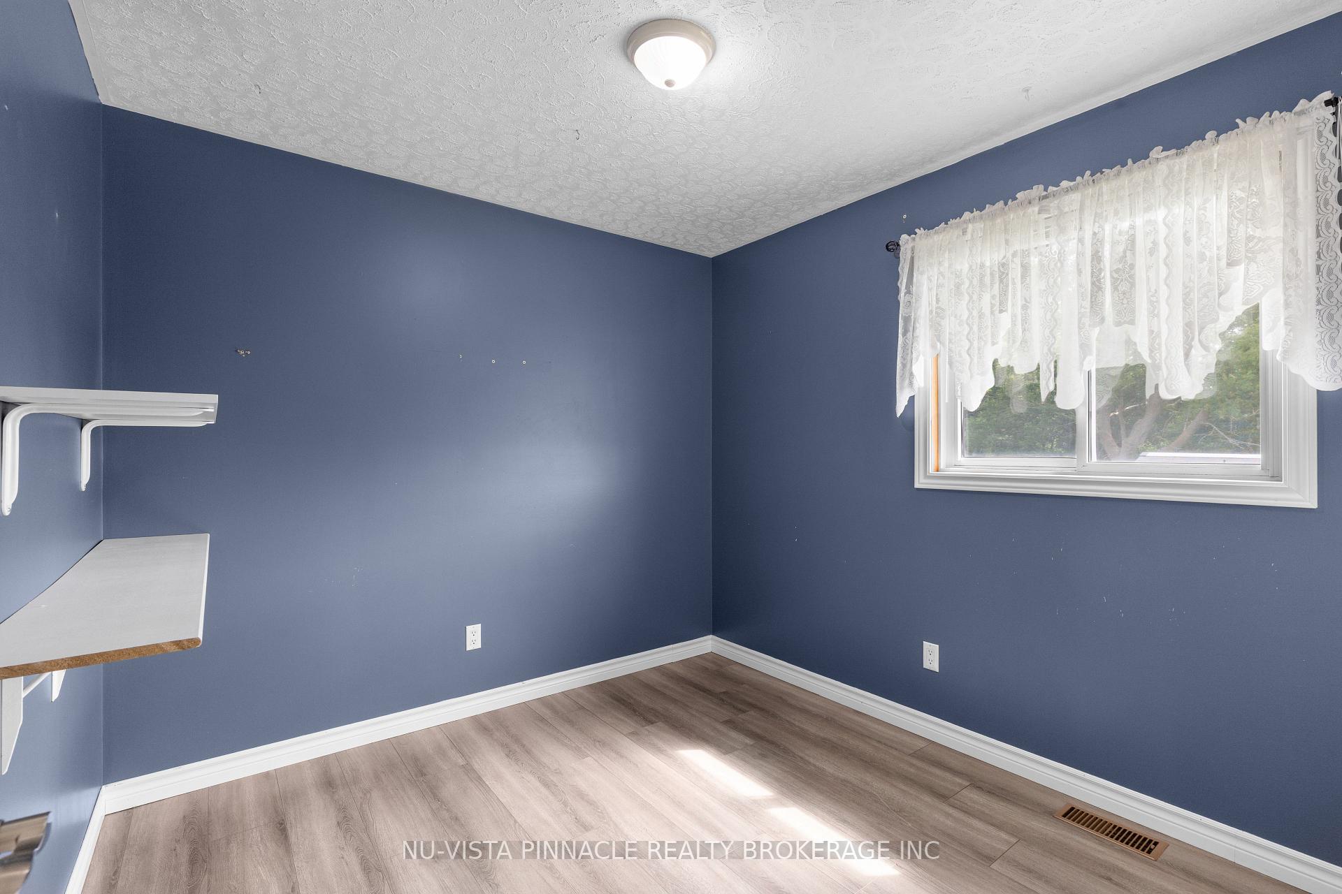Photo 20 of 71 Melanie Drive, Aylmer — HOMEH