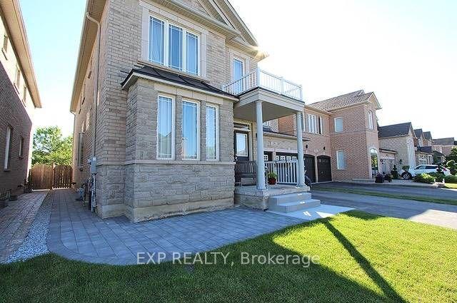 Photo 2 of Unit BSMNT, 24 Clarion Road, Brampton, Fletcher's Meadow — HOMEH