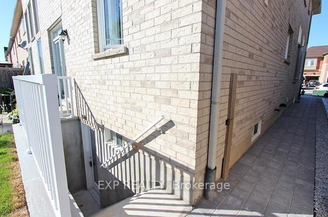 Photo 3 of Unit BSMNT, 24 Clarion Road, Brampton, Fletcher's Meadow — HOMEH