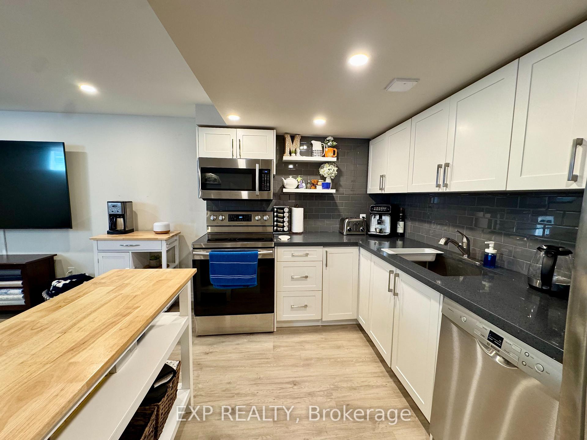 Photo 8 of Unit BSMNT, 24 Clarion Road, Brampton, Fletcher's Meadow — HOMEH