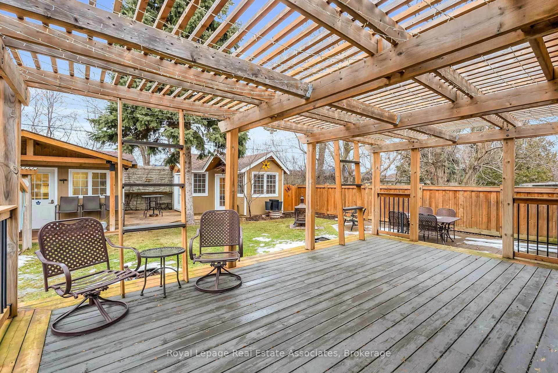 Photo 24 of 129 Raylawn Crescent, Halton Hills, Georgetown — HOMEH