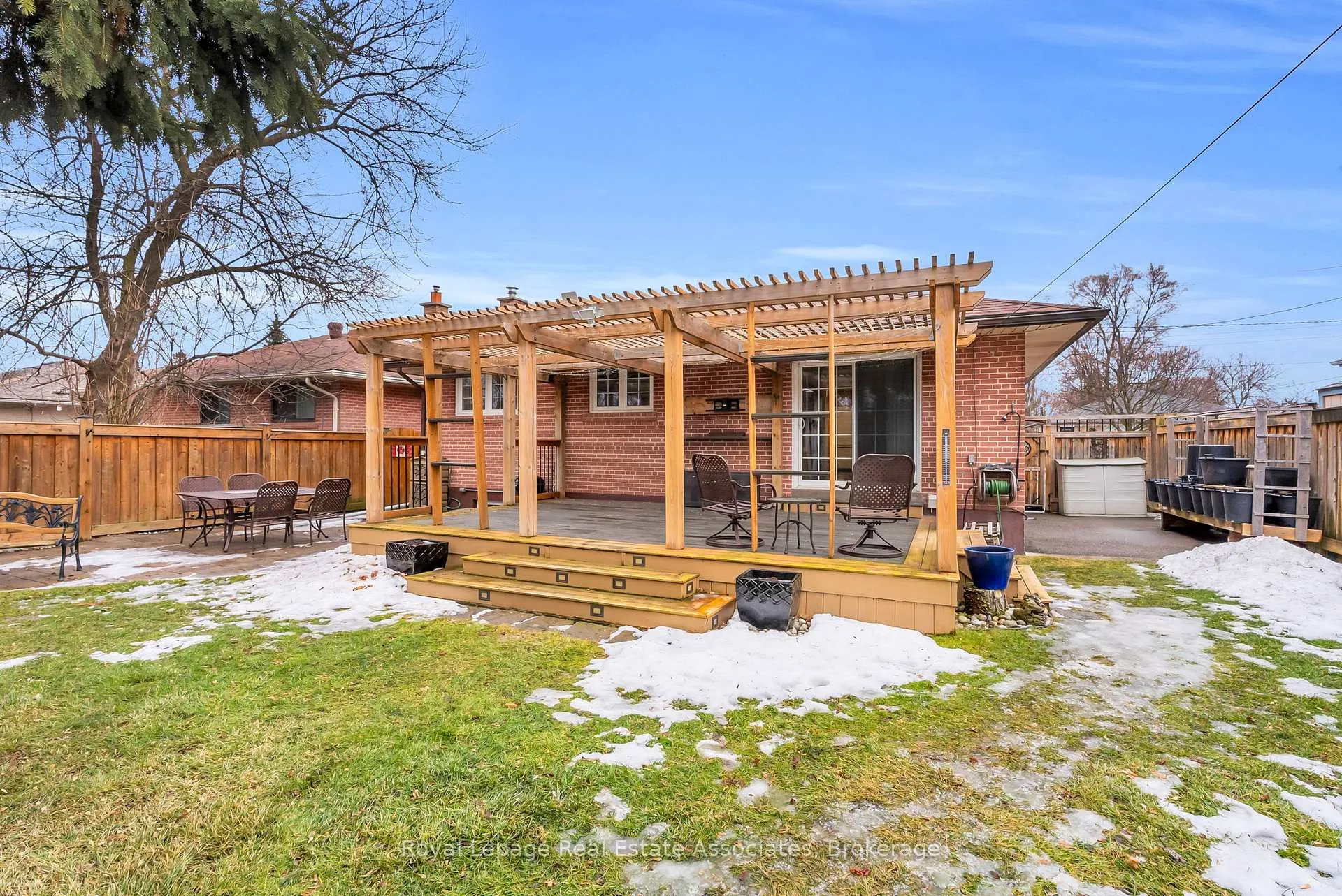 Photo 28 of 129 Raylawn Crescent, Halton Hills, Georgetown — HOMEH