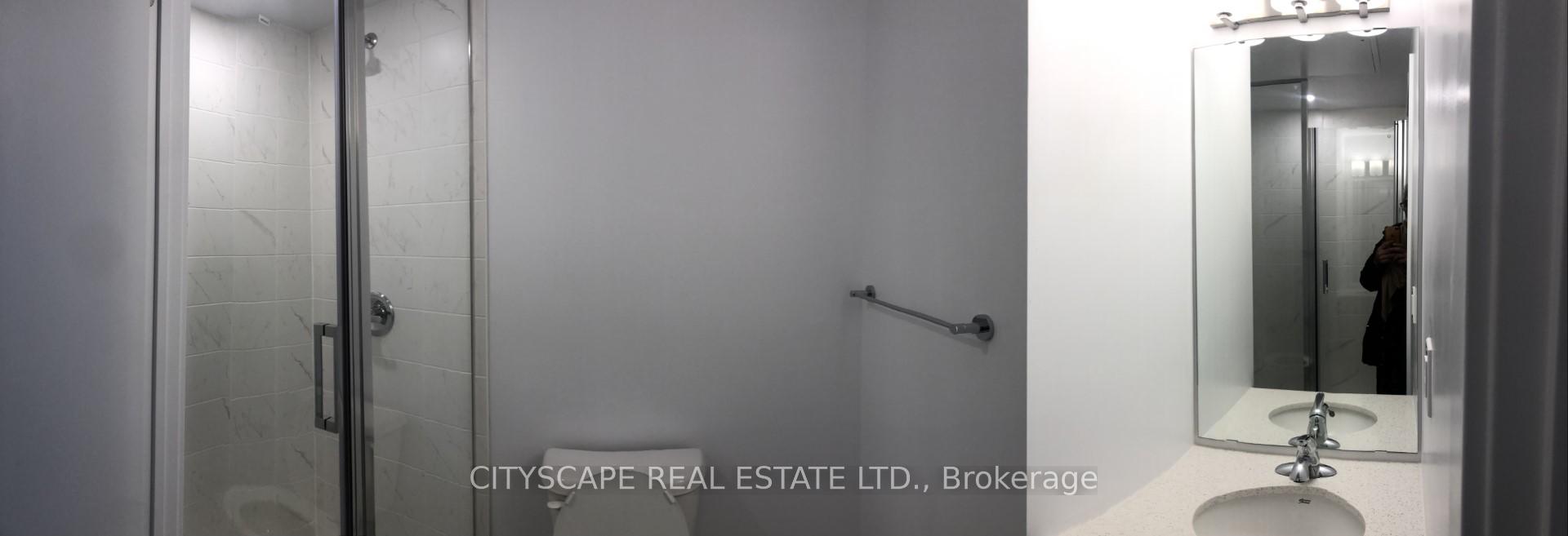 Photo of Unit 615, 2433 Dufferin Street