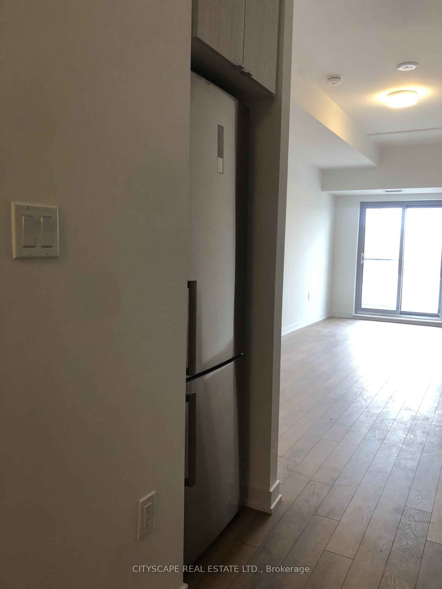Photo 4 of Unit 615, 2433 Dufferin Street, North York, Briar Hill-Belgravia — HOMEH