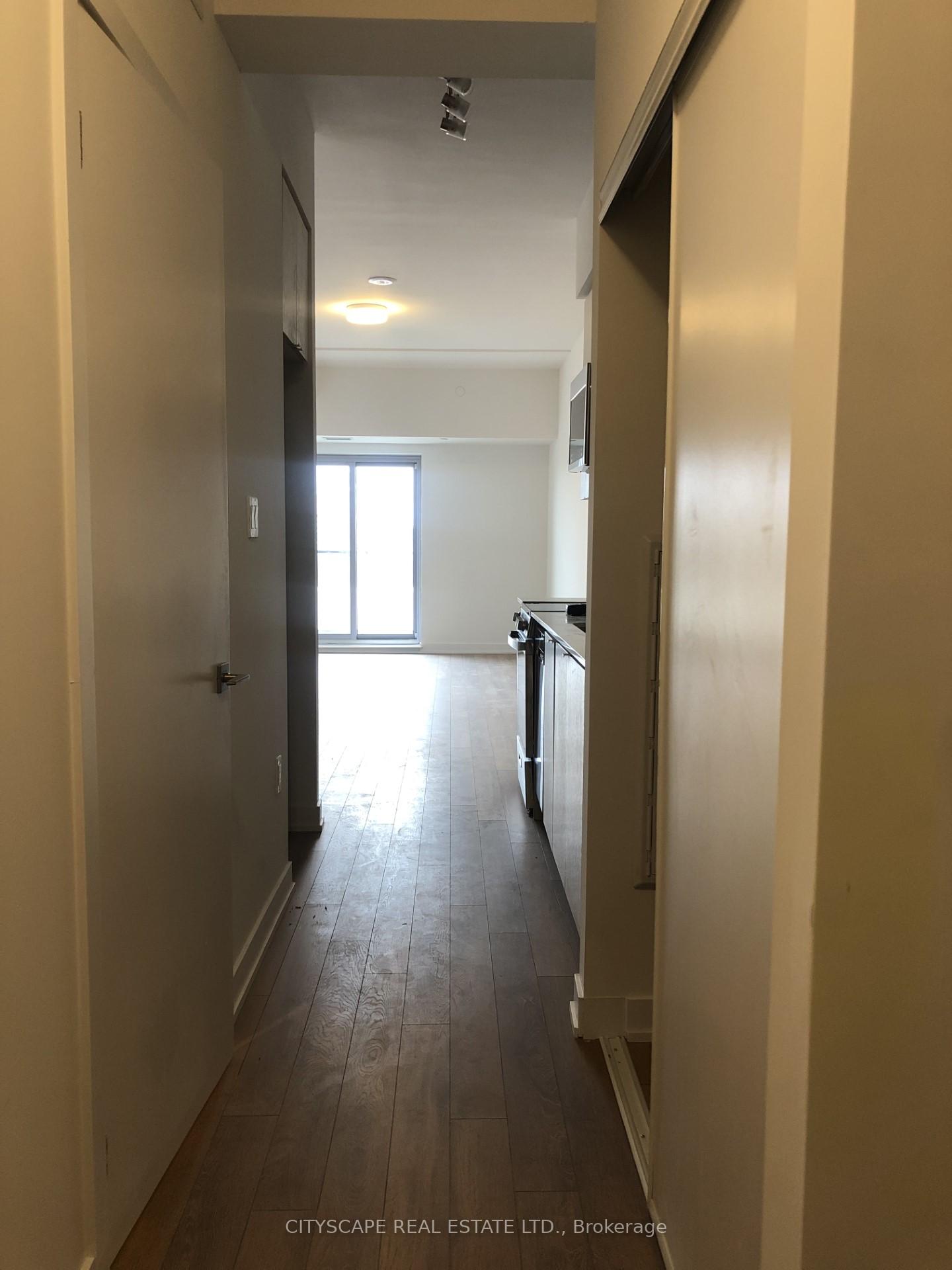 Photo 6 of Unit 615, 2433 Dufferin Street, North York, Briar Hill-Belgravia — HOMEH