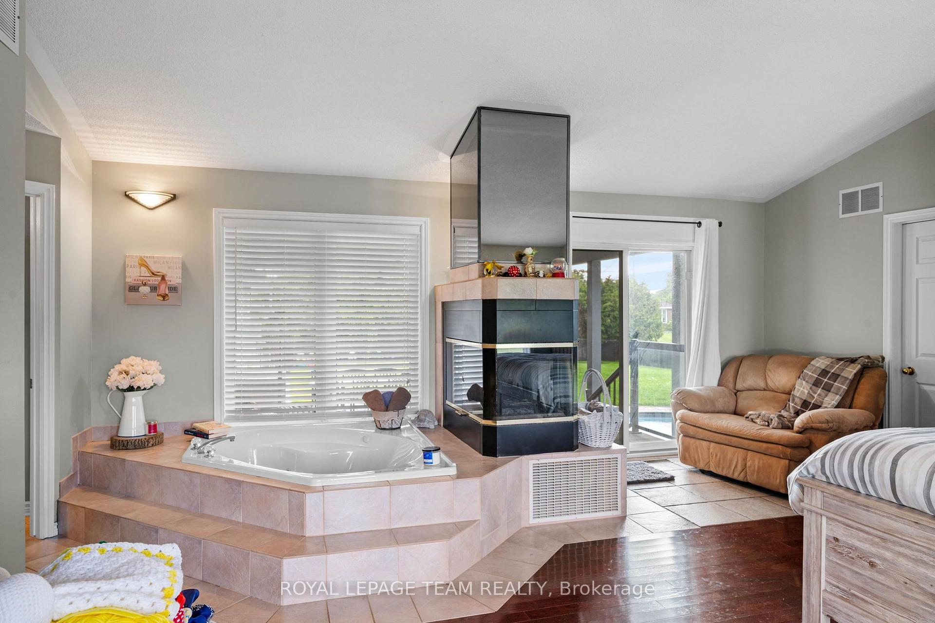 Photo 29 of 7019 Cosgrove Avenue, Ottawa, Greely — HOMEH