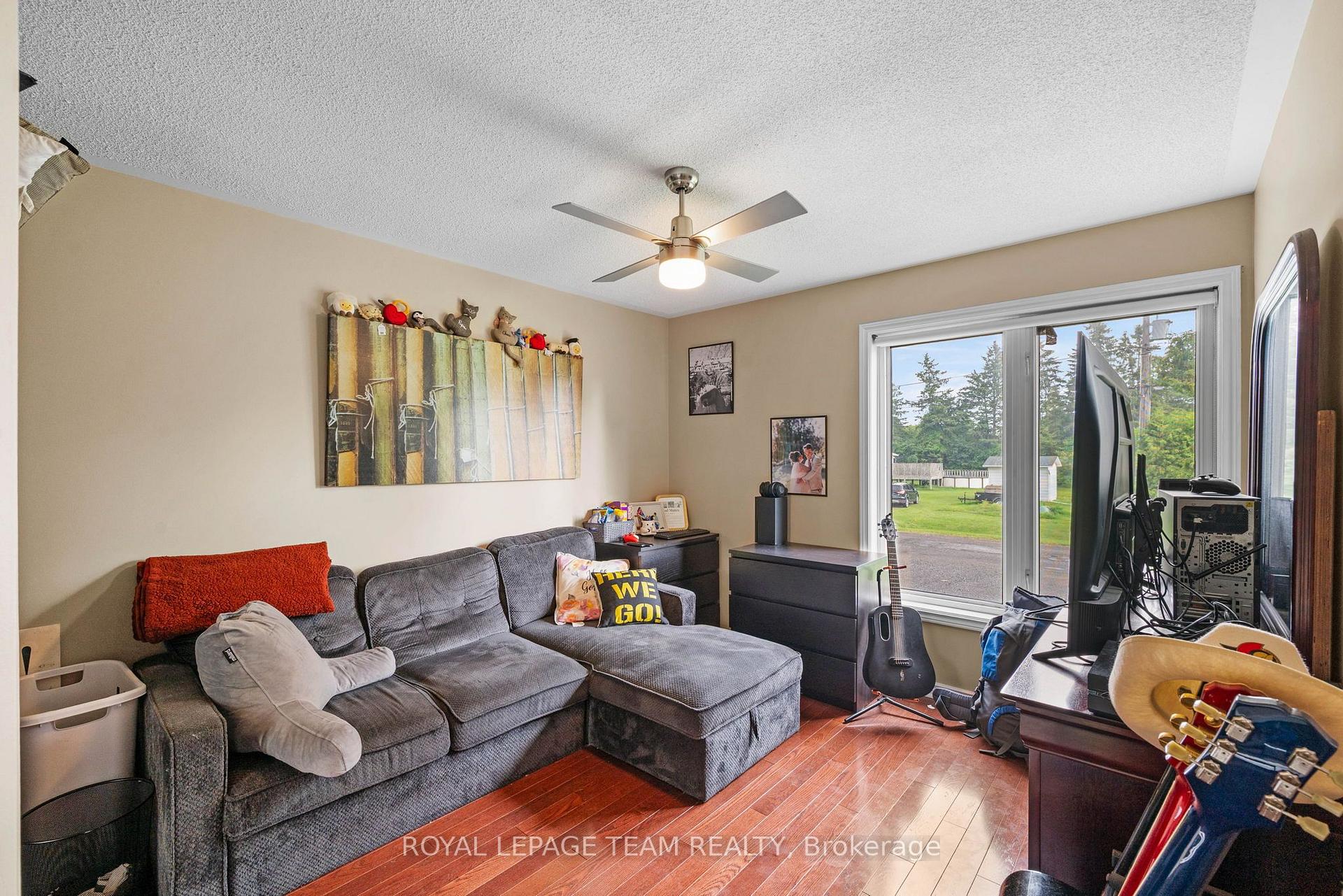 Photo 33 of 7019 Cosgrove Avenue, Ottawa, Greely — HOMEH
