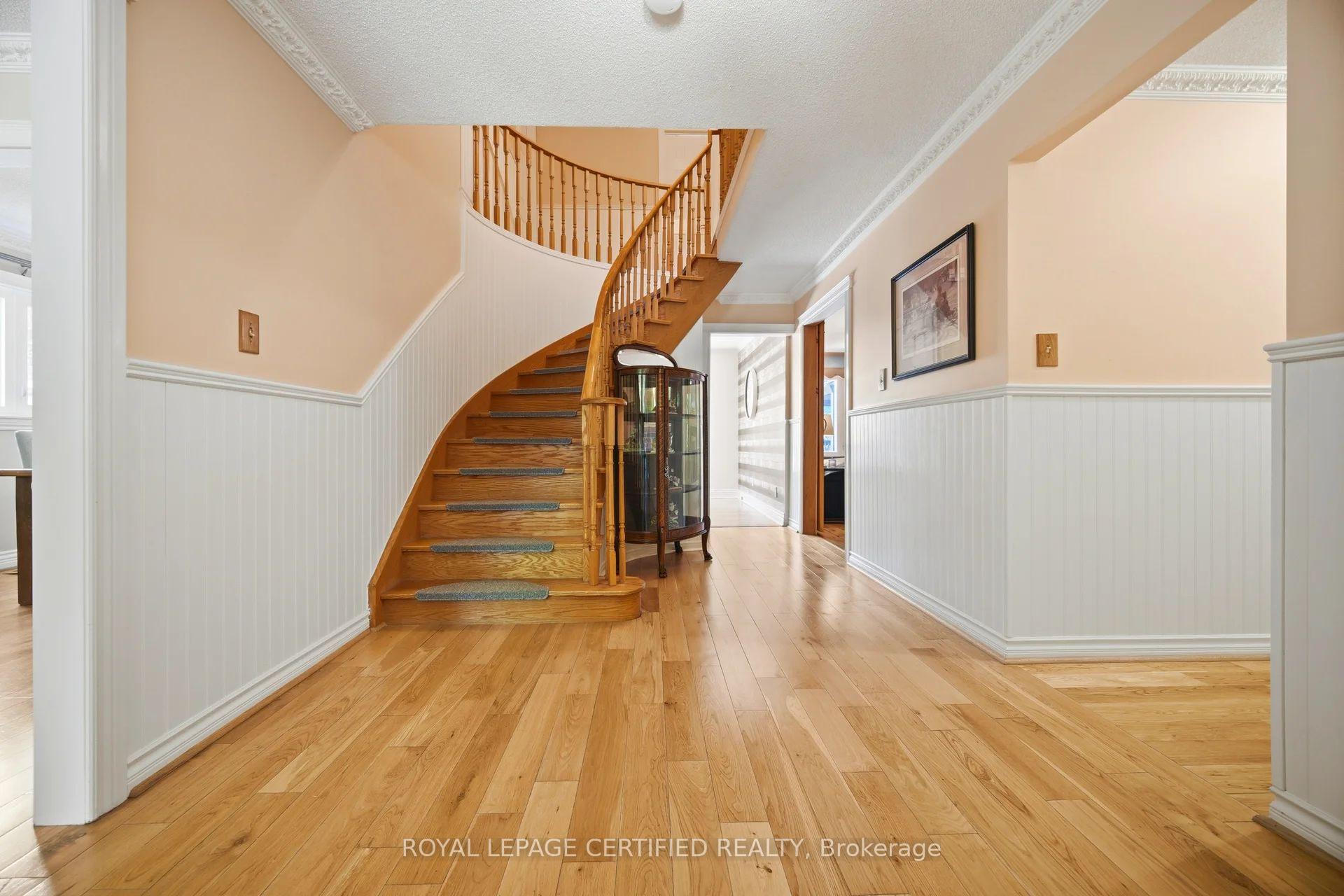 Photo 6 of 20 Burnley Place, Brampton, Heart Lake West — HOMEH