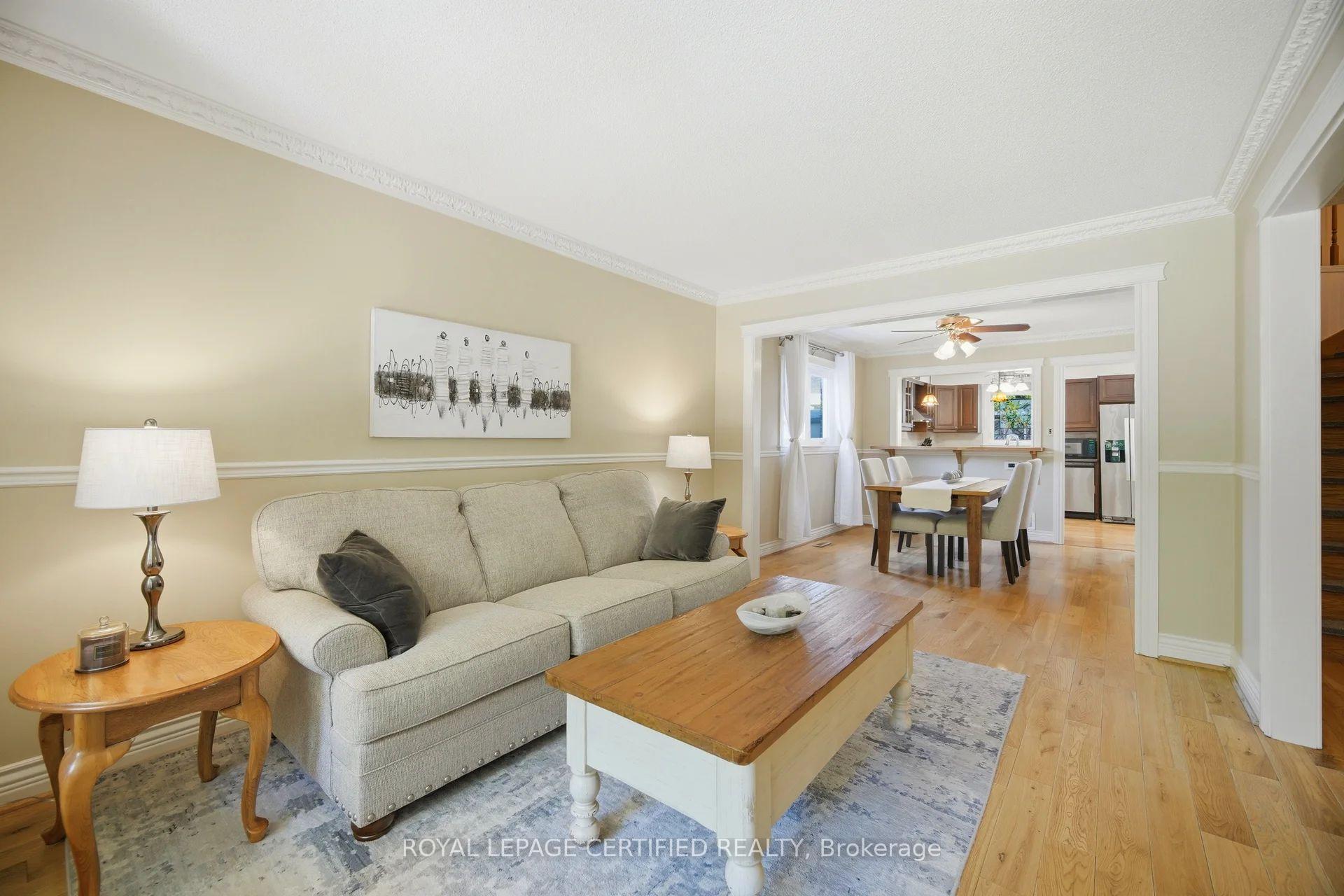 Photo 10 of 20 Burnley Place, Brampton, Heart Lake West — HOMEH