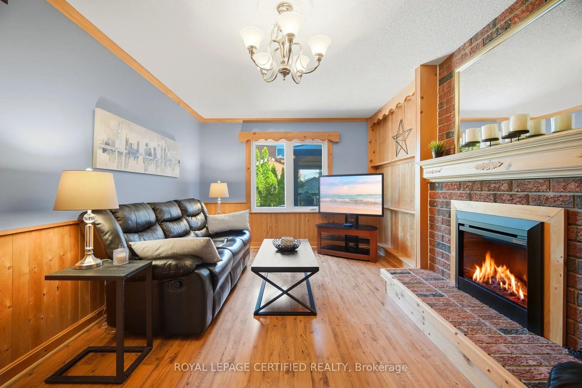 Photo 19 of 20 Burnley Place, Brampton, Heart Lake West — HOMEH