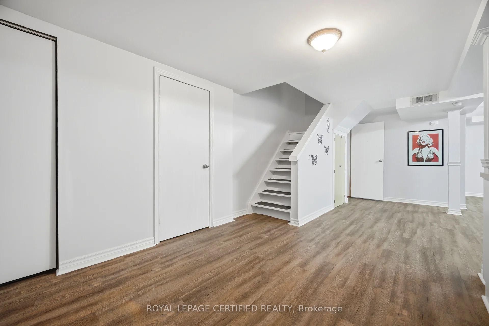 Photo 34 of 20 Burnley Place, Brampton, Heart Lake West — HOMEH