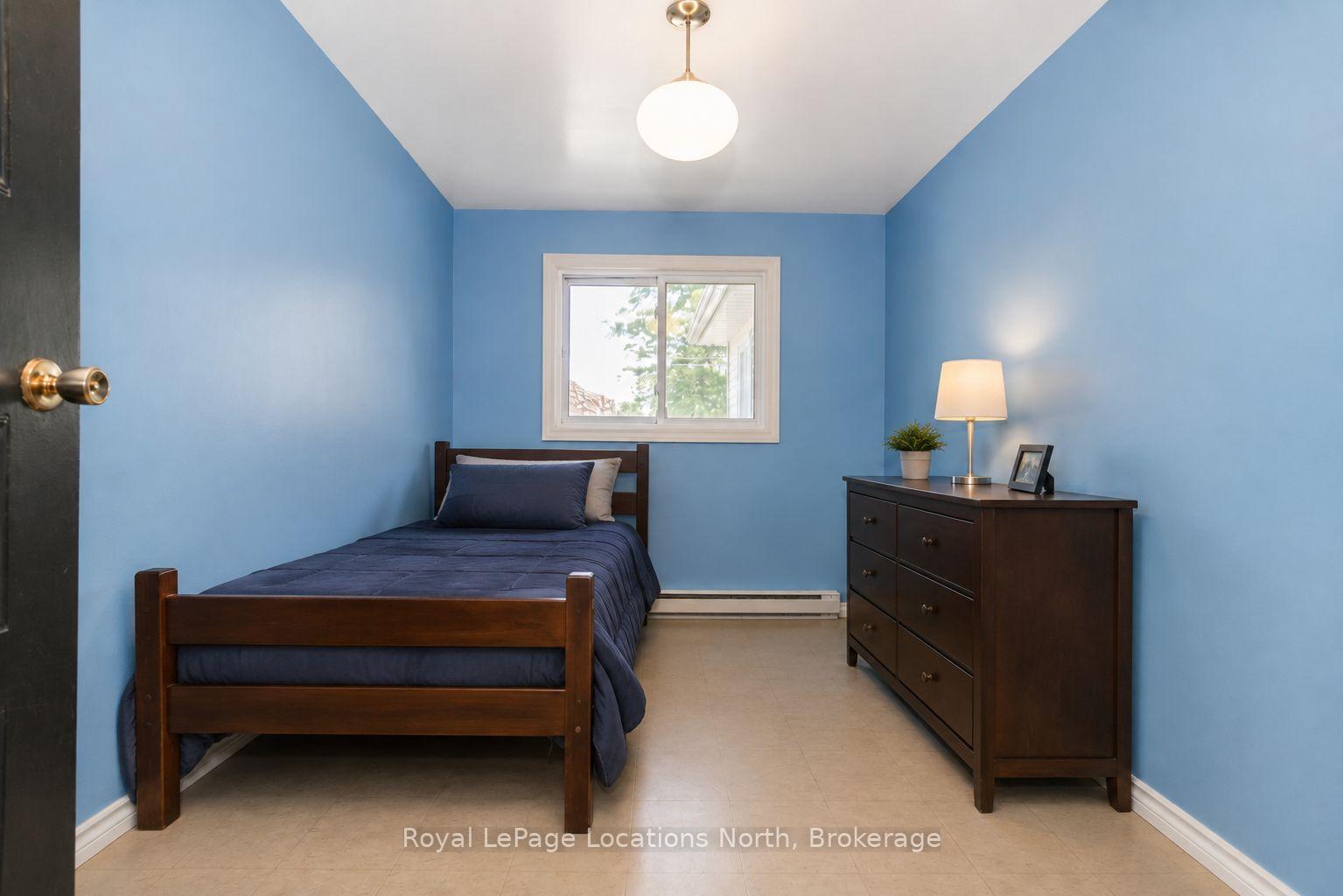Photo 13 of 77 Laidlaw Street, Wasaga Beach — HOMEH
