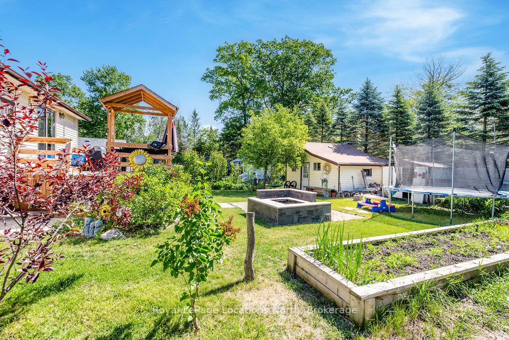 Photo 21 of 77 Laidlaw Street, Wasaga Beach — HOMEH