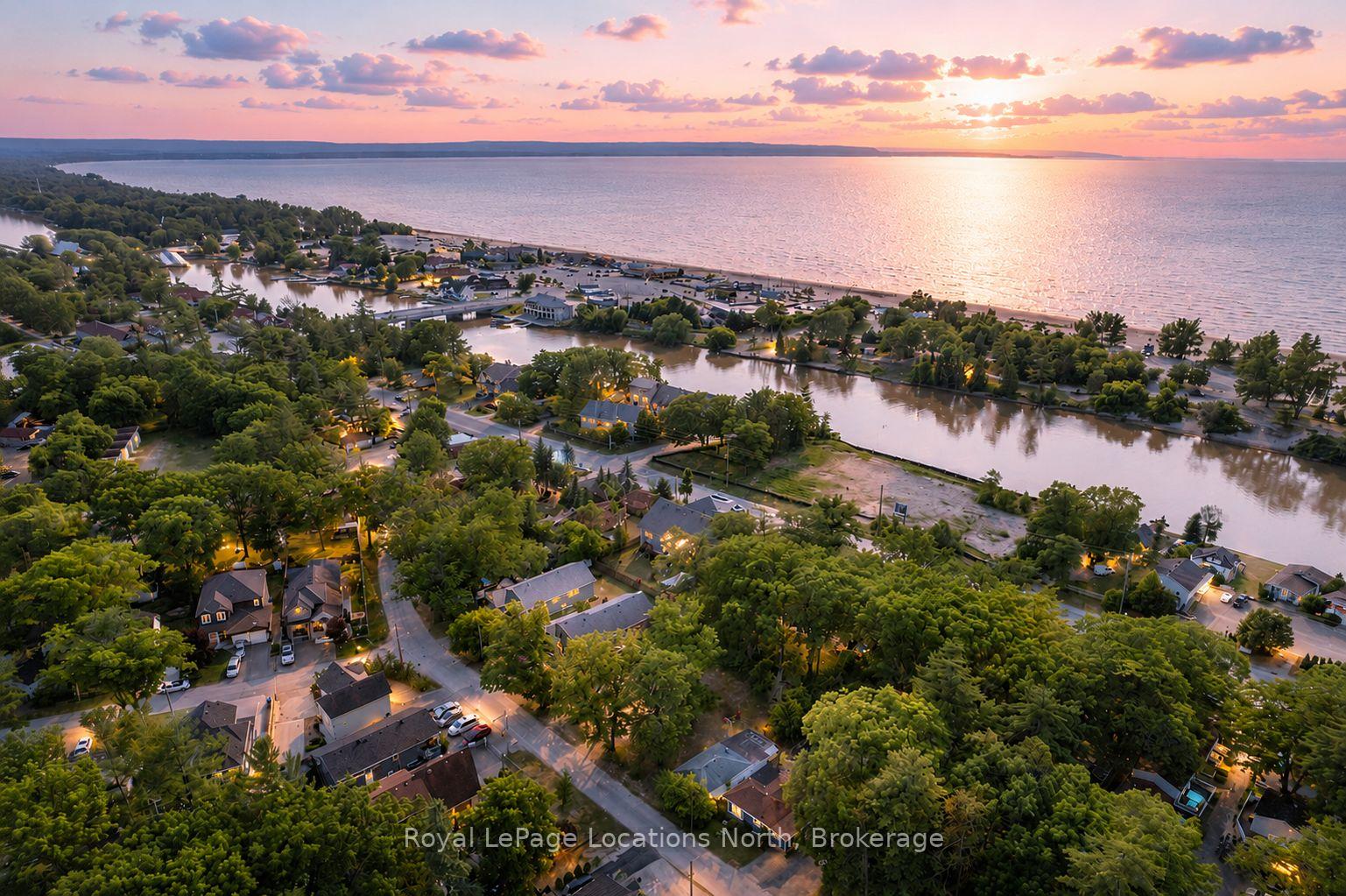 Photo 30 of 77 Laidlaw Street, Wasaga Beach — HOMEH